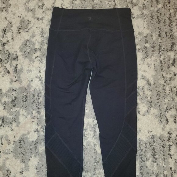 Athleta Black Fitness Leggings || Sm || EUC - Picture 4 of 7